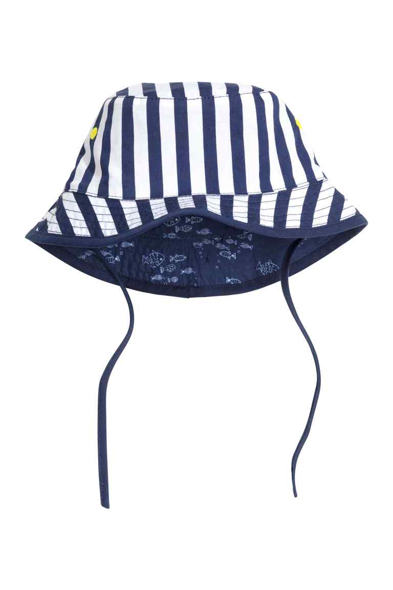 Reversible sun hat